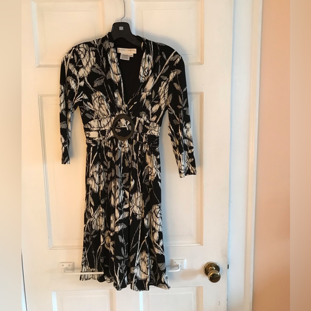 Maggie London black & white floral dress